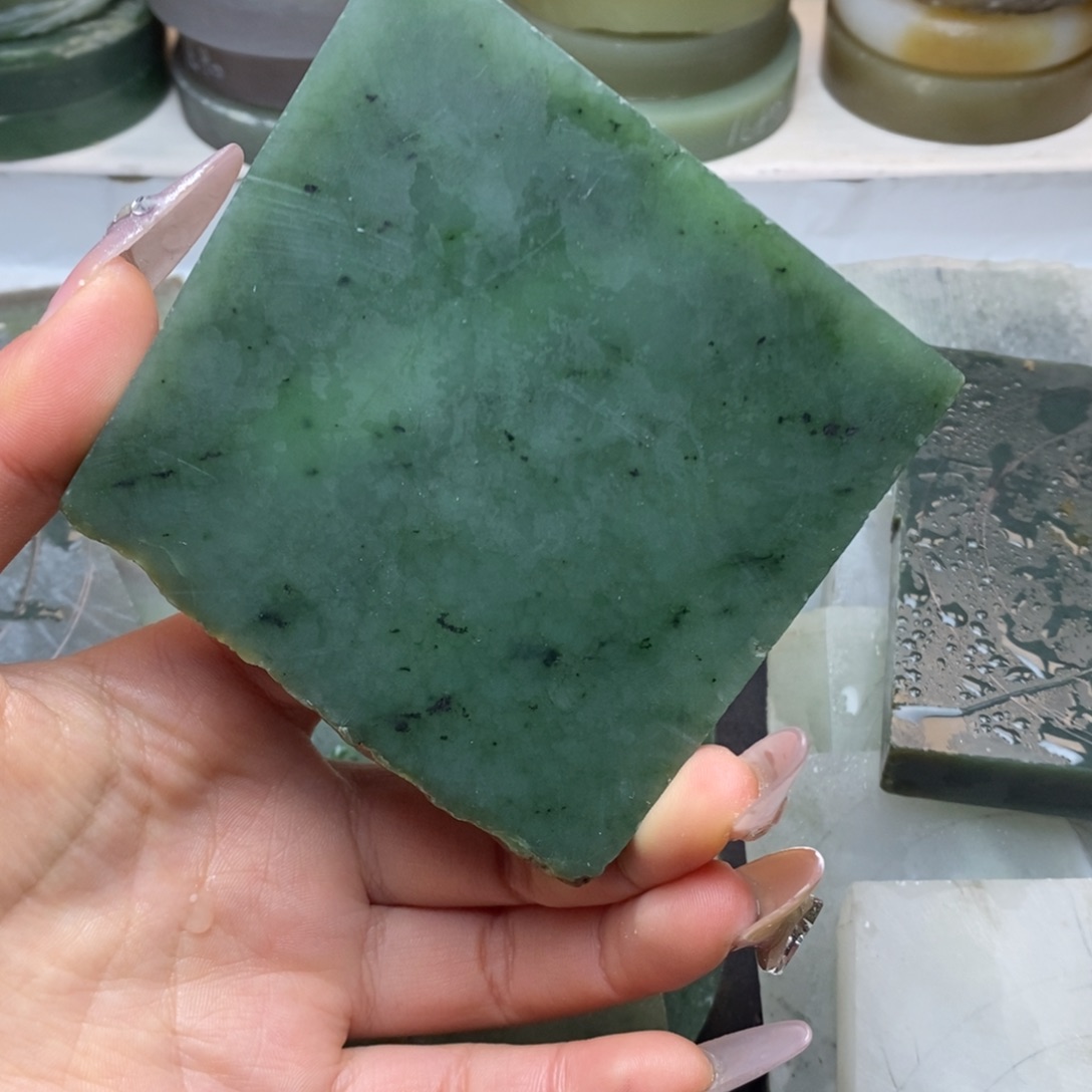 【闪购商品】和田玉手镯未镶嵌贝*@手镯定制