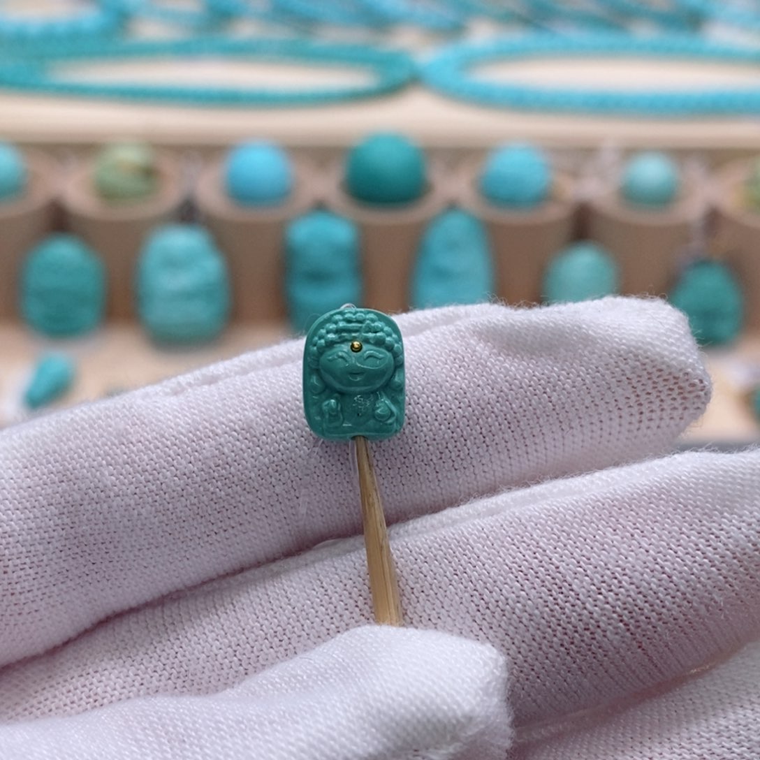 未镶嵌绿松石珠宝奇石