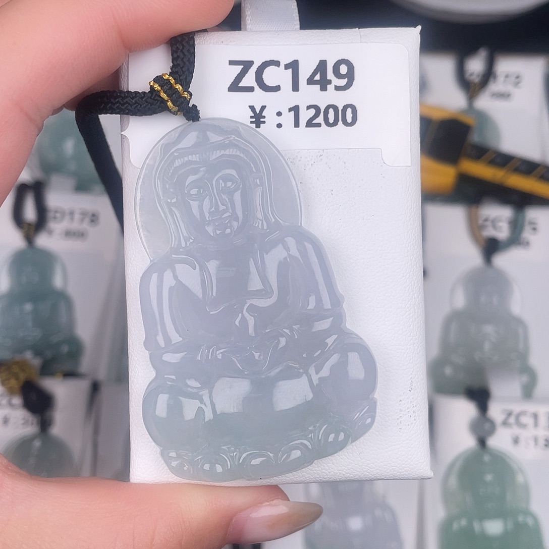 翡翠未镶嵌颈饰zc149