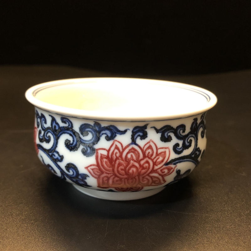 12.30/N100320/00577/青花釉里红花卉炉式杯/口径8.6/高4.4/85cc