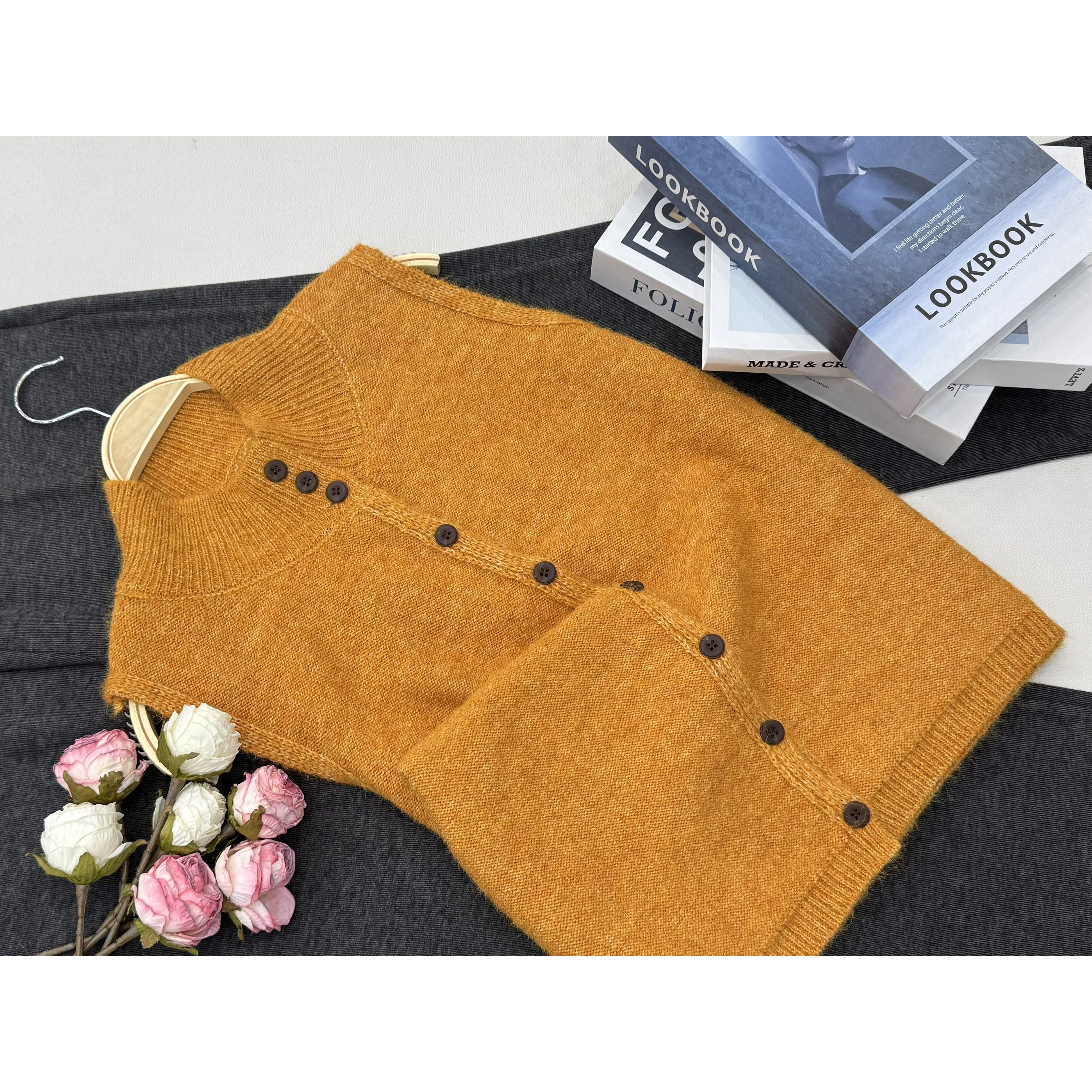 【橘色开衫马甲】秋冬新款时尚长袖针织上衣QC5855