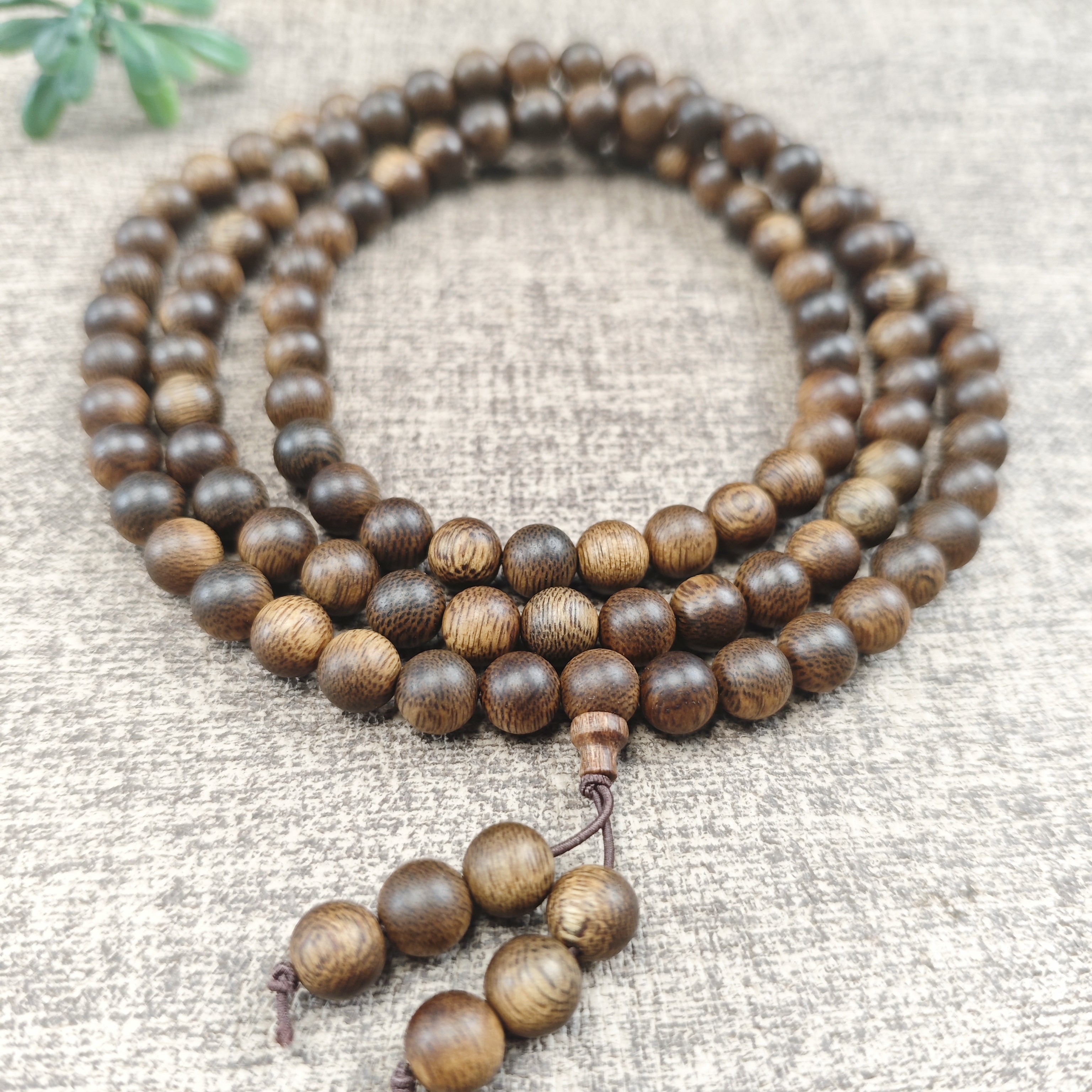 沉香QIC文莱达拉干沉香0.8圆珠多圈手串多样性发一A1004