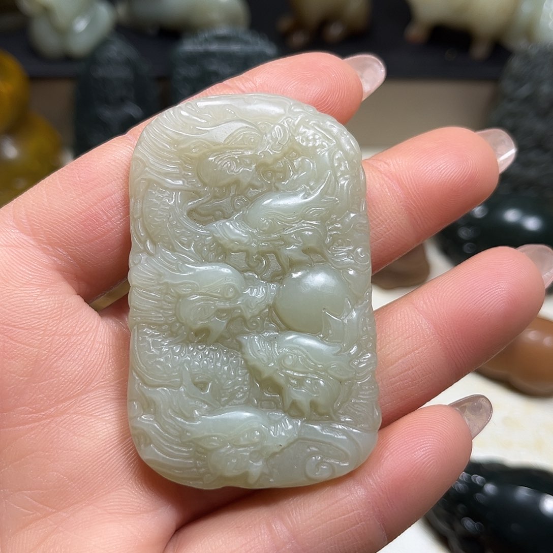 白玉菩提吊坠白玉菩提吊坠