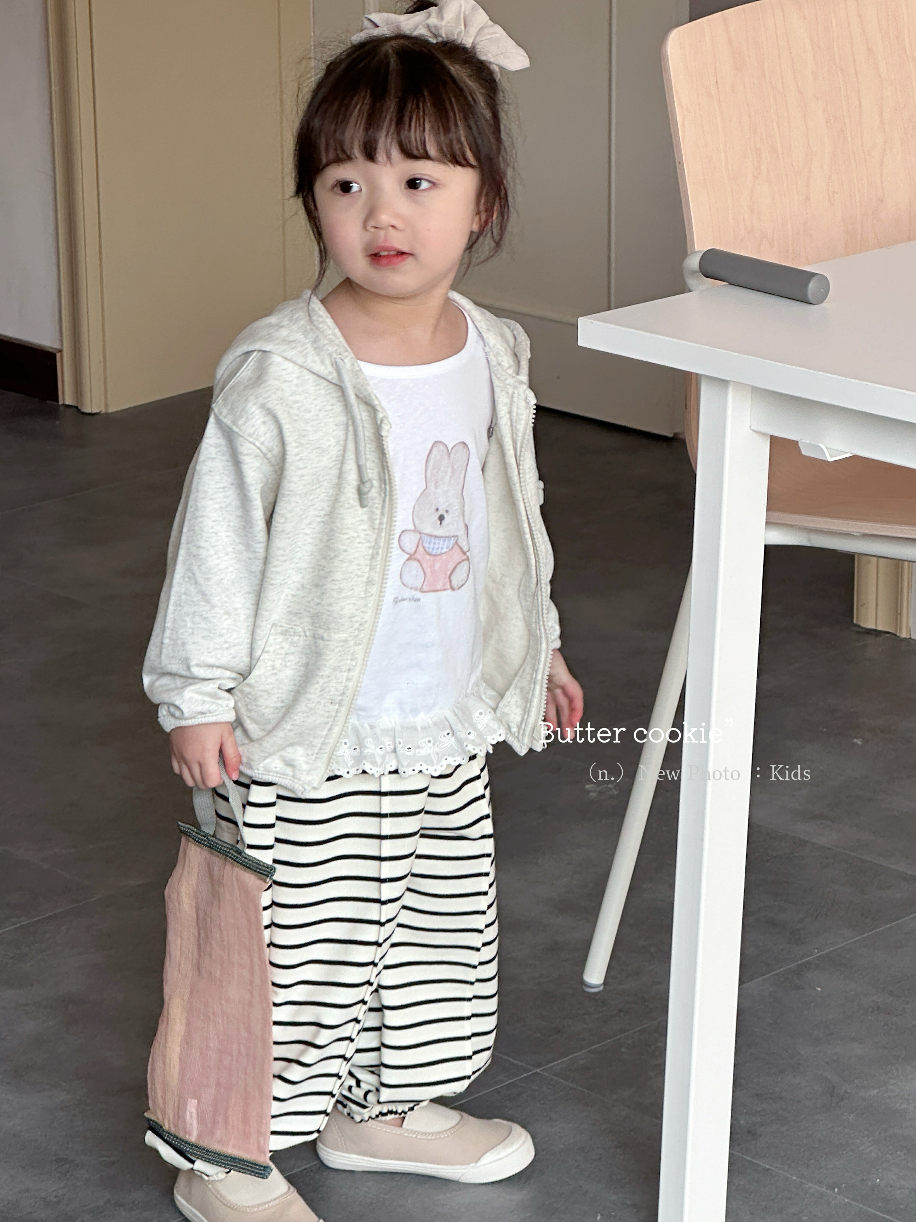 SY-58015-儿童时尚洋气百搭兔兔印花打底衫（春款）