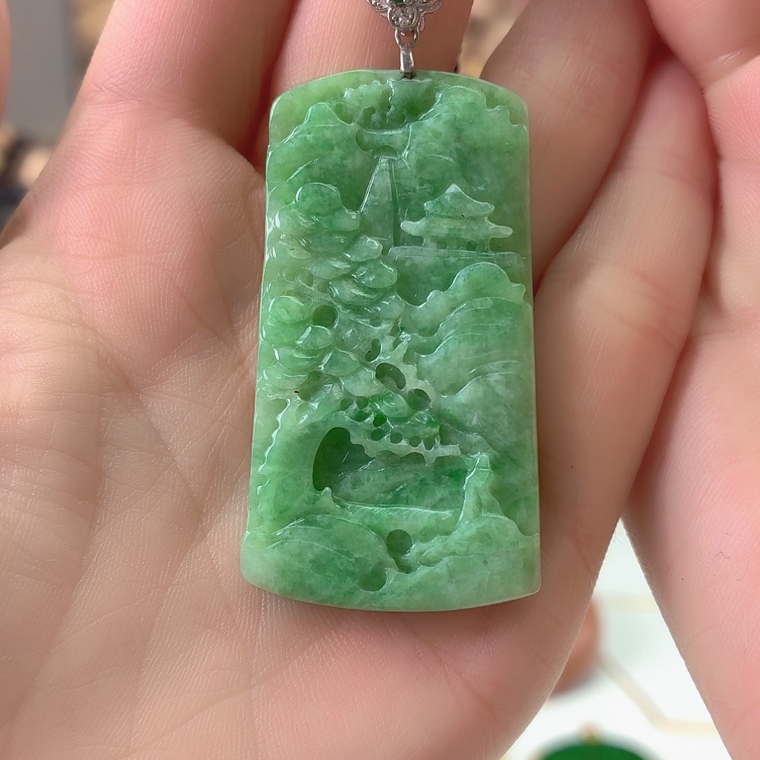 翡翠未镶嵌颈饰翡翠