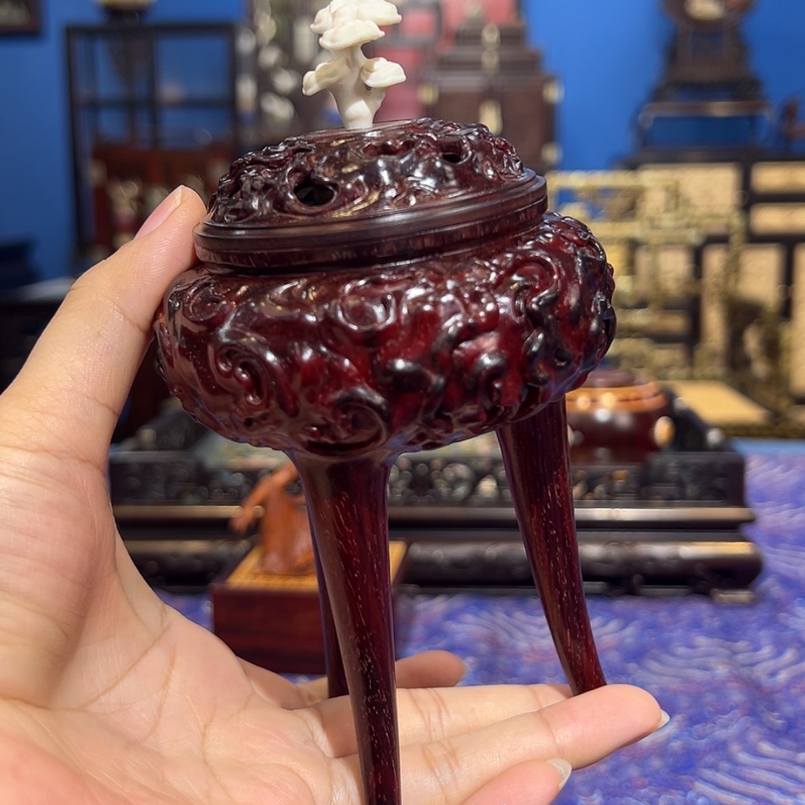 【闪购商品】紫檀木类成套家具香炉