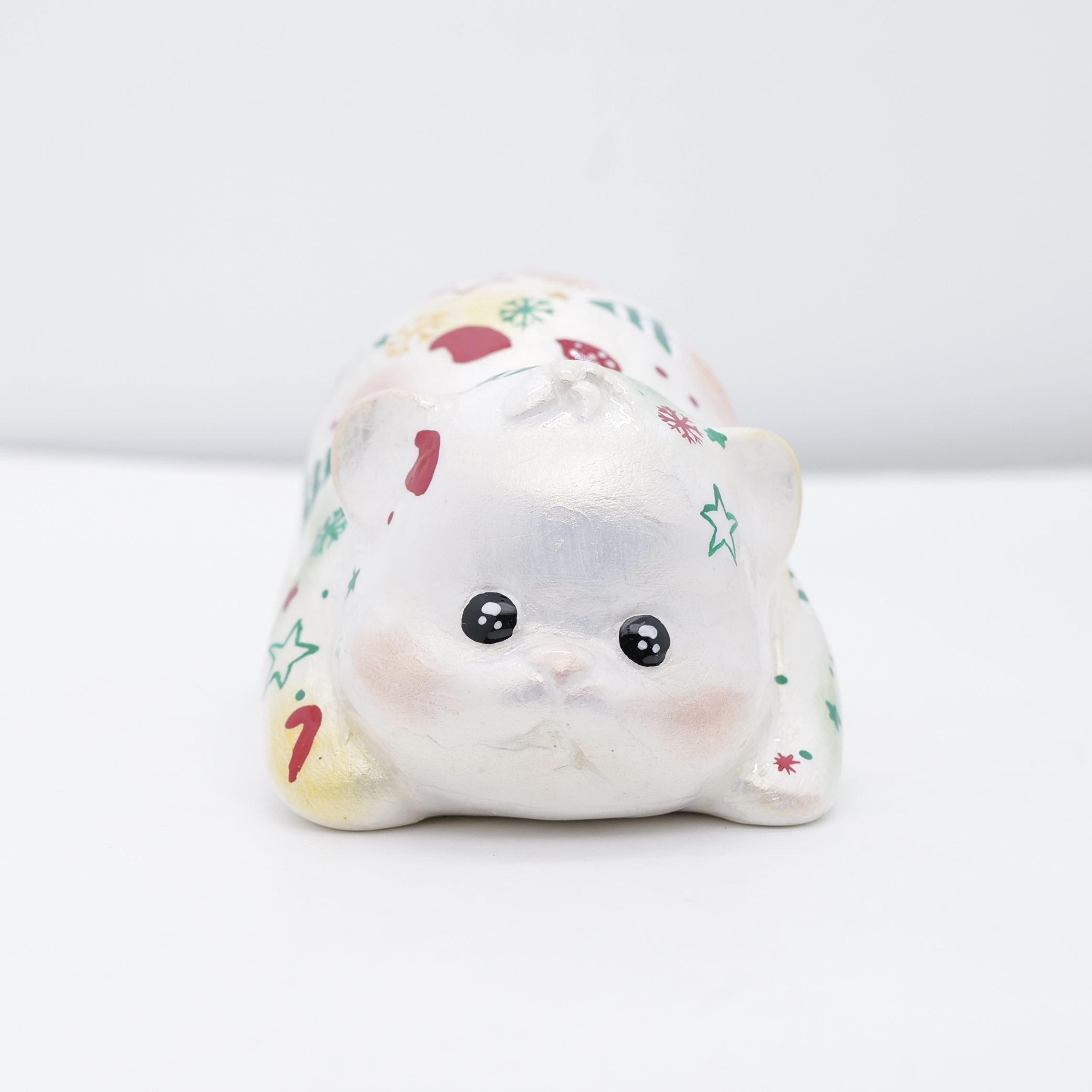 王甜心动物摆件《熊猫》艺术石膏作品，手工绘制，仅一件