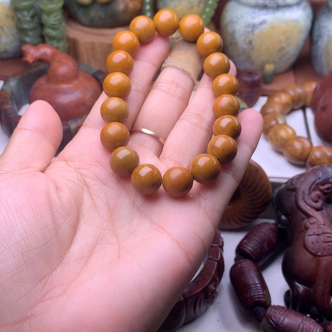 岫岩河磨玉（透闪石质玉）未镶嵌把件