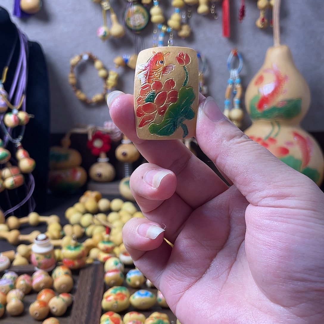 荷花鱼葫芦牌子一个