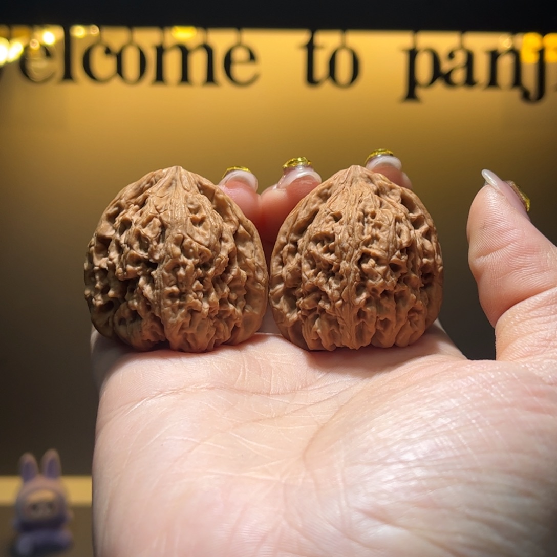 -***.文玩核桃吊坠南将