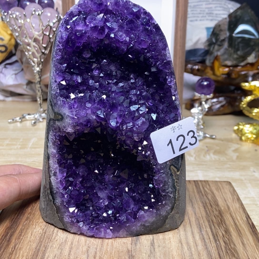 未镶嵌紫晶大型摆件（非配饰）