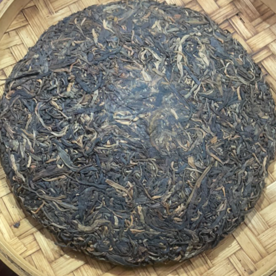 【段明彩家】2015年 古树老生茶饼