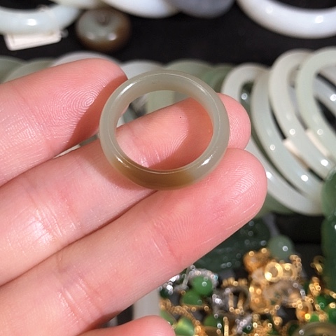 和田玉戒指未镶嵌