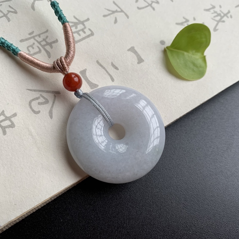 3天然缅甸翡翠吊坠《平安》S242