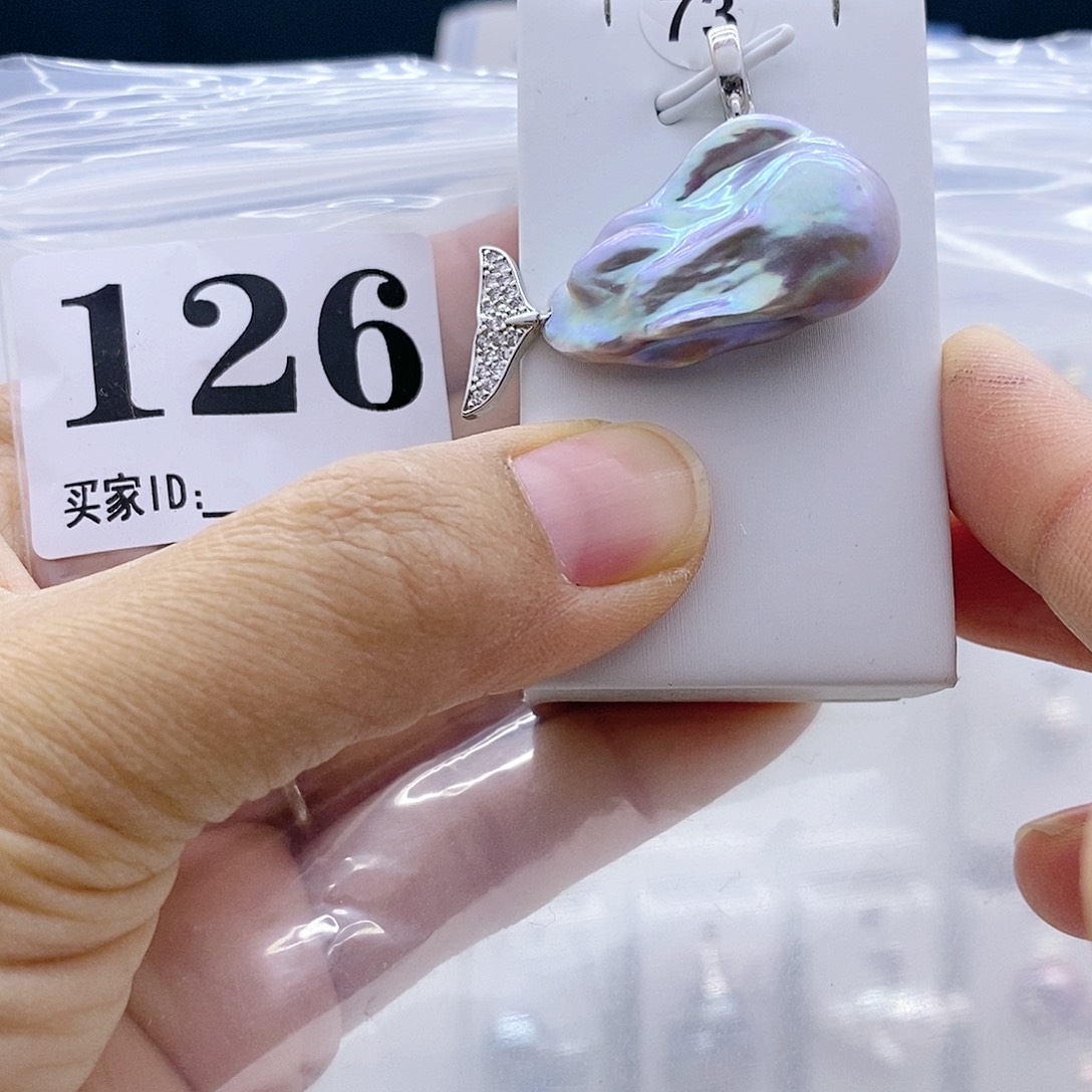 钛钢淡水珍珠颈饰