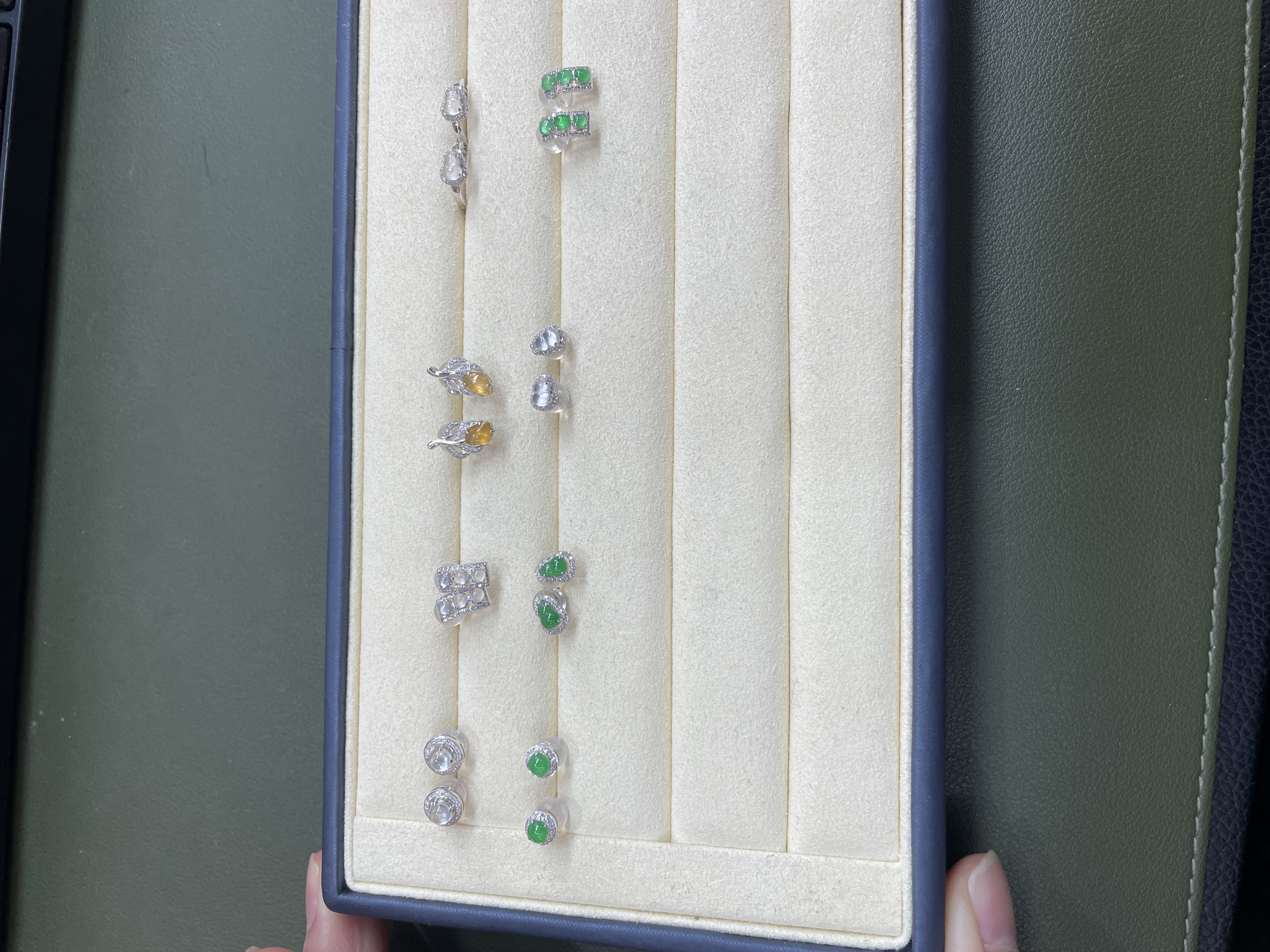 【可心臻选 彩虹盘】翡翠耳饰-18K金镶嵌-多样性发一件-JY01|CXQ21