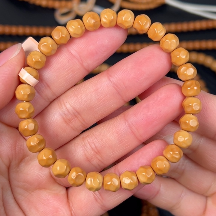 橄榄核把件橄榄核尖0.76无相单圈