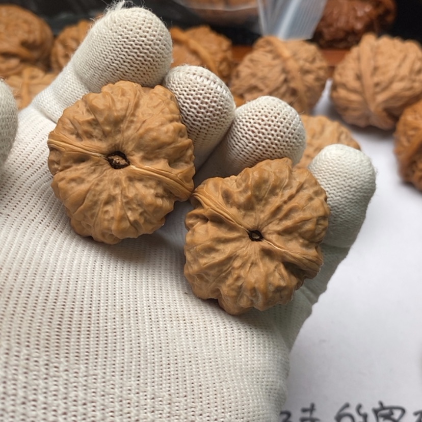 【闪购商品】文玩核桃把件黄*?252蛤蟆