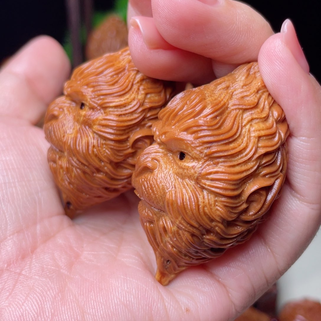 吊坠橄榄核大圣手球