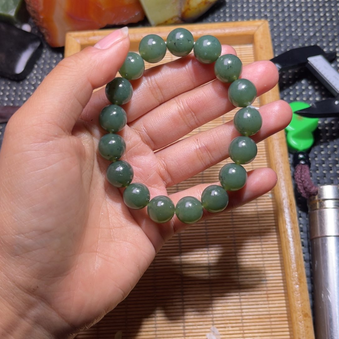 未镶嵌和田玉车挂