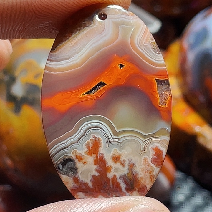 玛瑙/玉髓玛瑙未镶嵌三**圣