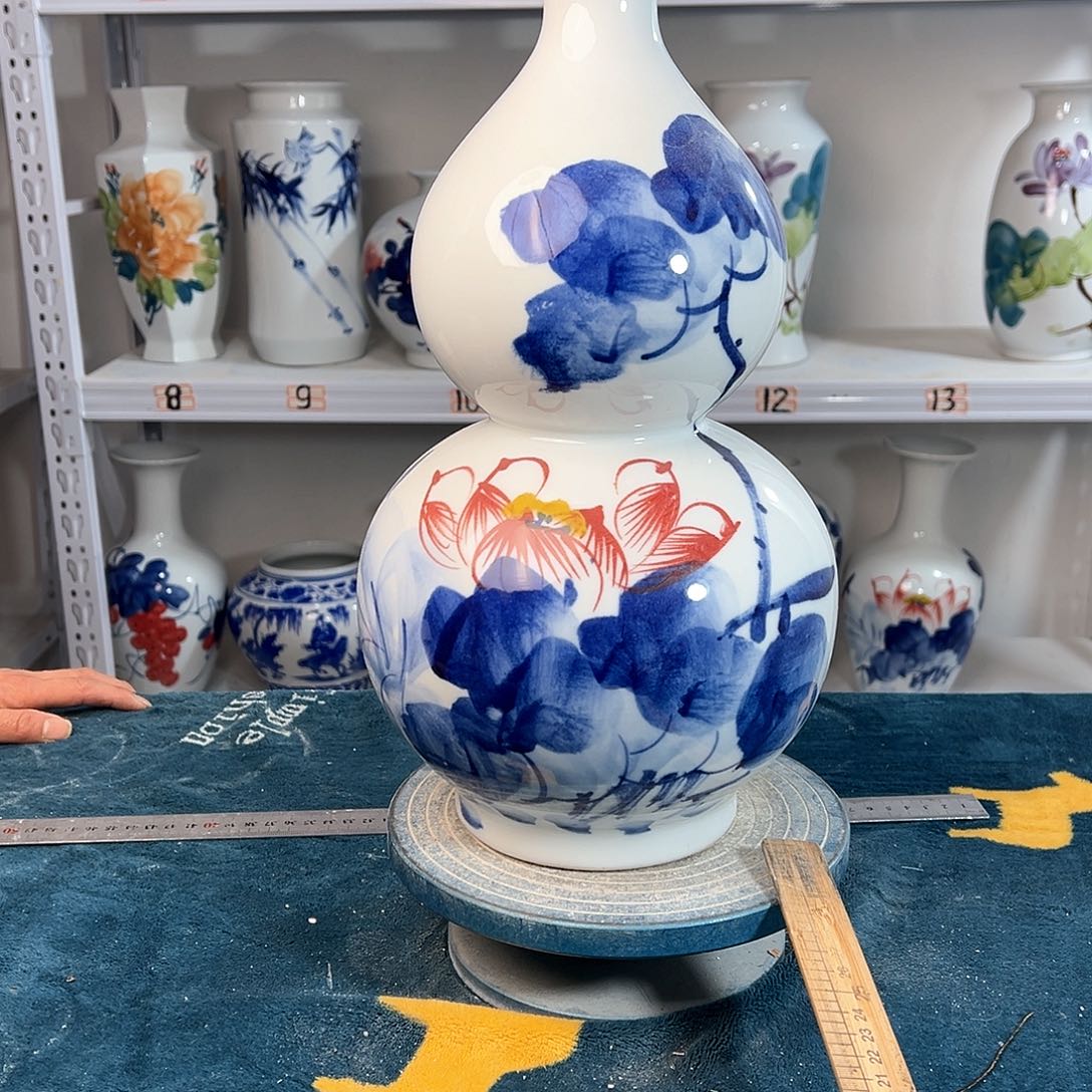 摆件景德镇陶瓷葫荷花