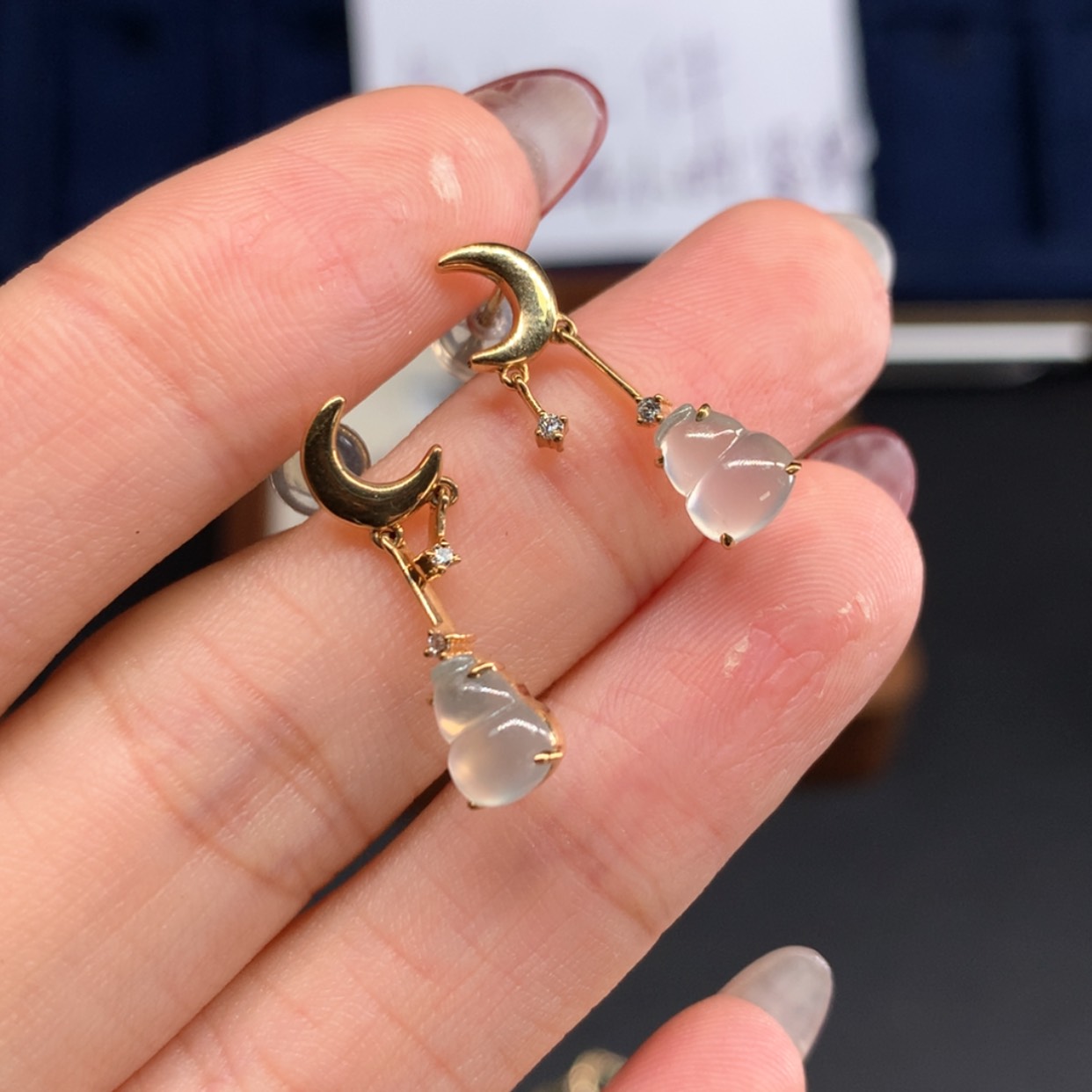 【闪购商品】翡翠耳饰18K金镶嵌春****耳钉