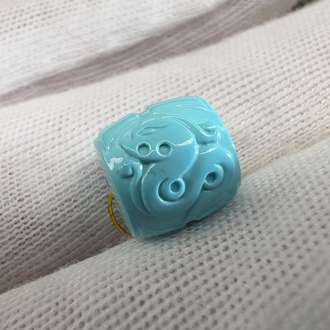 绿松石配饰未镶嵌