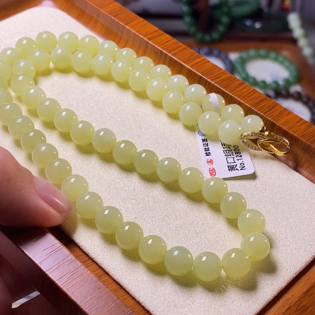 颈饰未镶嵌和田玉黄口料8mm项链
