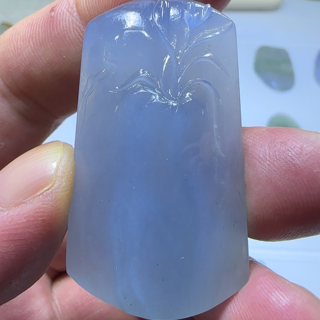 定制翡翠未镶嵌兰花牌