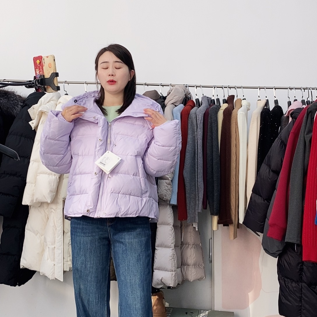 150斤以内紫色排骨风外套