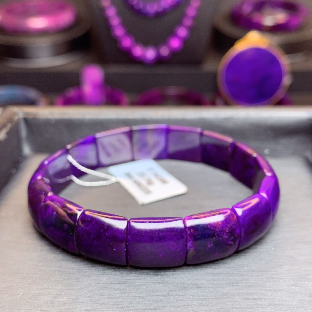 未镶嵌苏纪石（舒俱来）手牌