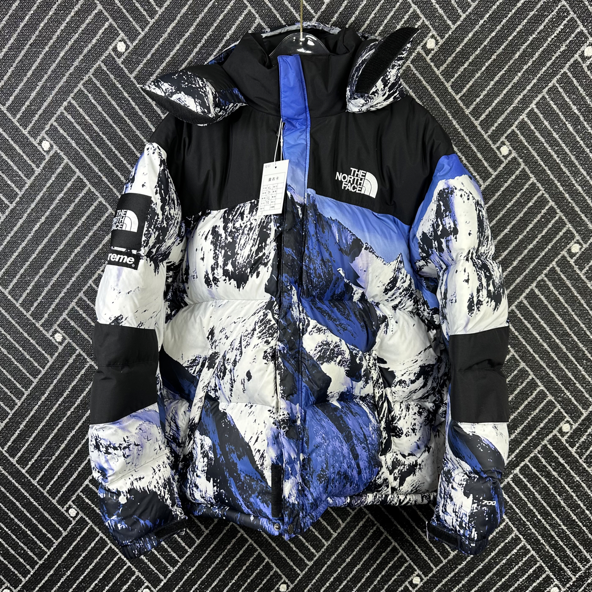 99新 Supreme 北面联名雪山羽绒服/xl码/18155/7880