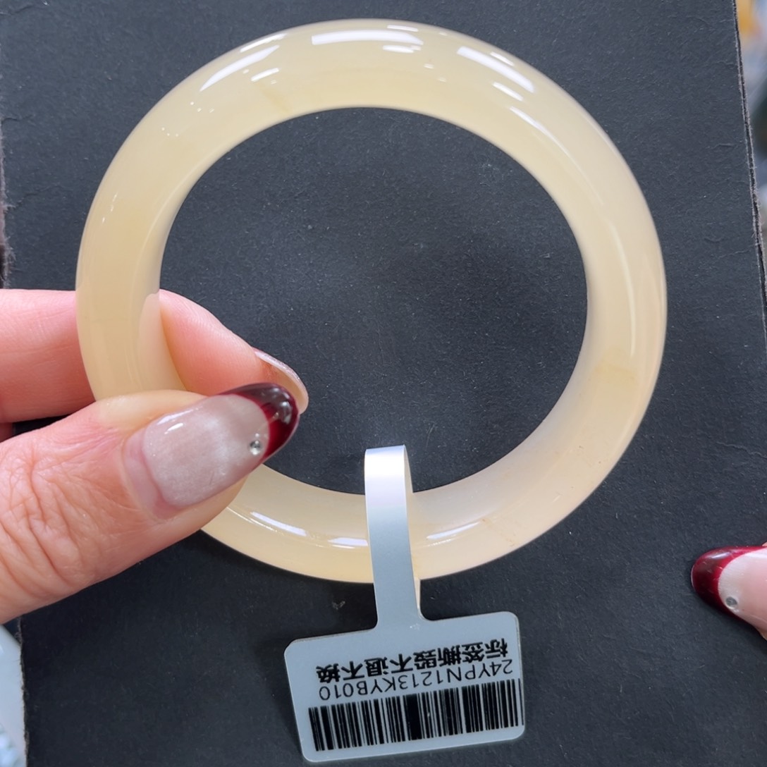 石英质玉手镯未镶嵌一****》➕小玥53