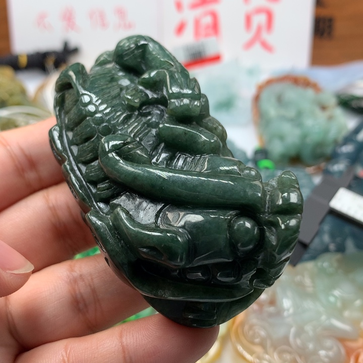 翡翠颈饰未镶嵌保真天然A货翡翠