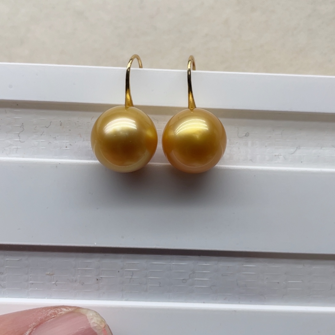 海水珍珠耳饰18K金镶嵌11-12mm