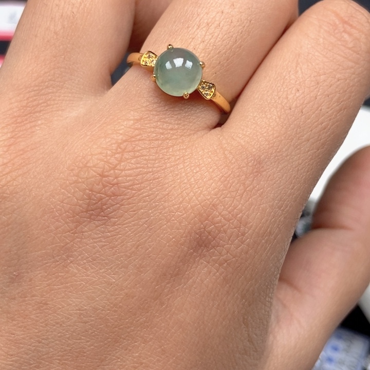 翡翠未镶嵌戒指戒指