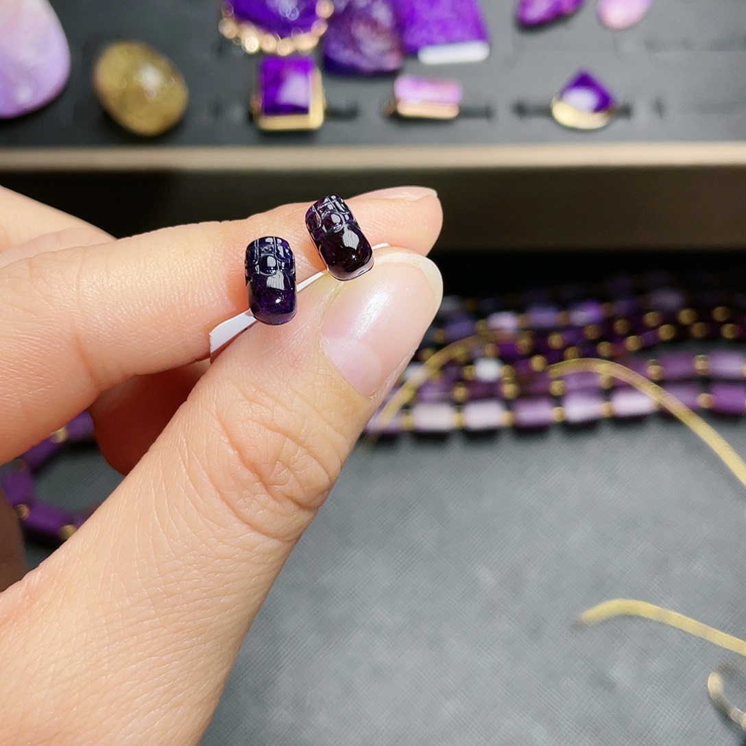 苏纪石（舒俱来）耳钉银S925镶嵌