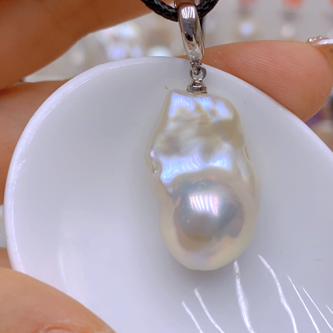 颈饰淡水珍珠未镶嵌