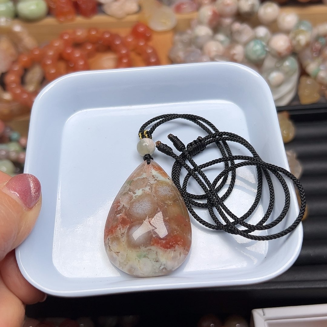 玛瑙/玉髓珠宝半成品未镶嵌颇**?