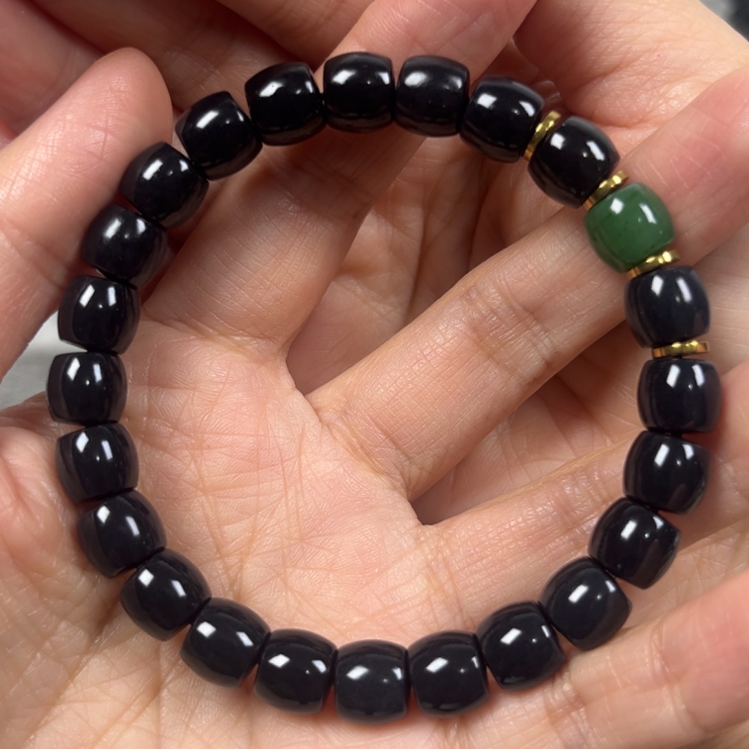 和田玉手链未镶嵌卡9直切