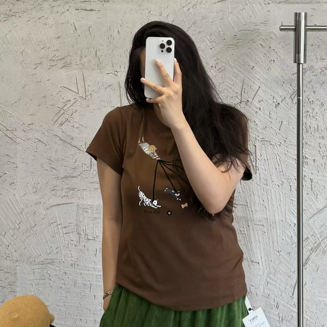 《小韩韩推荐》立体装饰小狗短袖大码微胖显瘦穿搭修身百搭宽松T恤