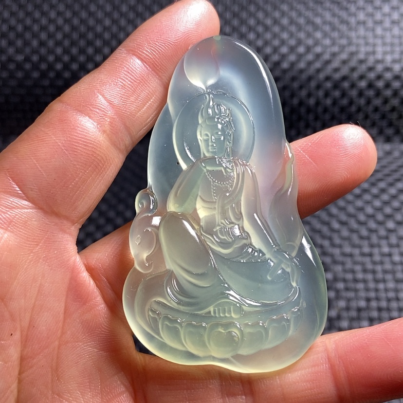 【闪购商品】蛇纹石玉颈饰未镶嵌