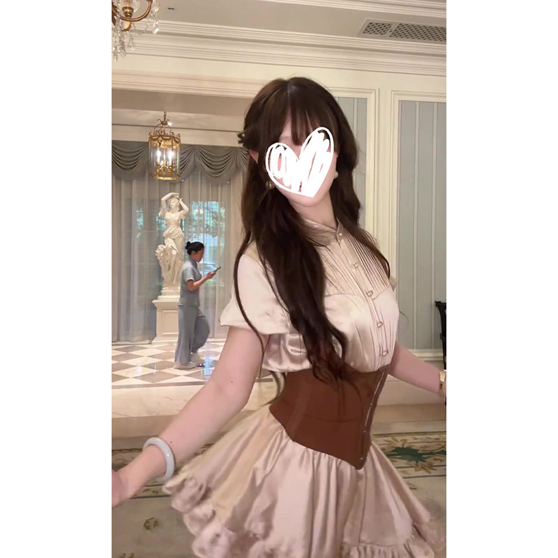 千金感复古气质泡泡袖衬衫上衣夏季高腰A字蓬蓬半身裙短裙三件套