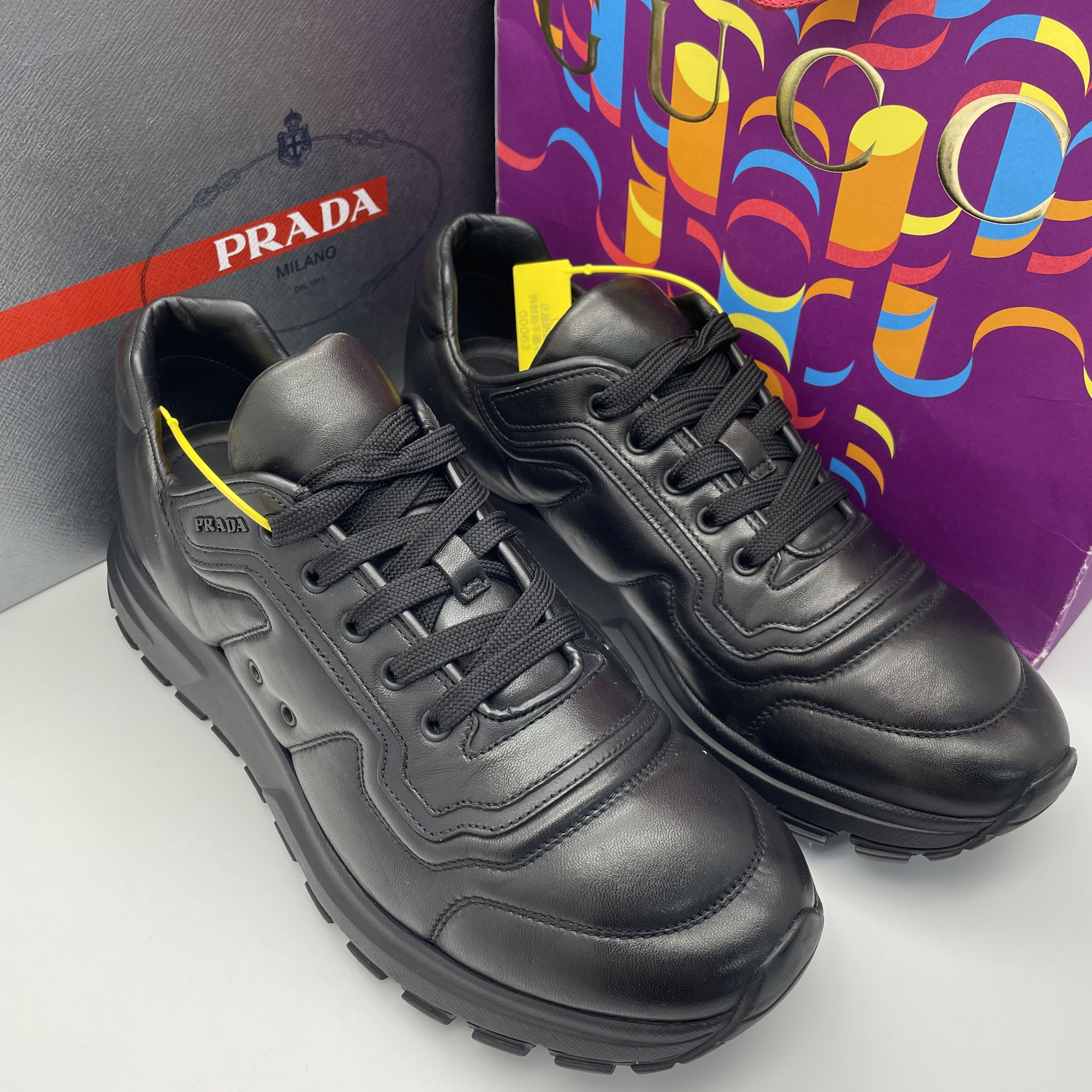 95新 Prada/普拉达 /40欧码/黑色英伦风休闲圆头男款厚底运动鞋