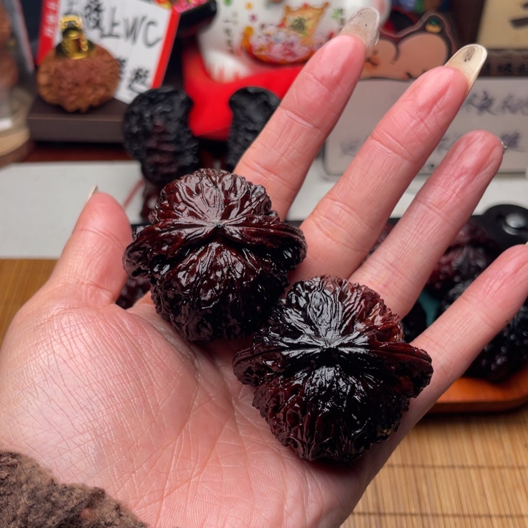 吊坠文玩核桃大球白