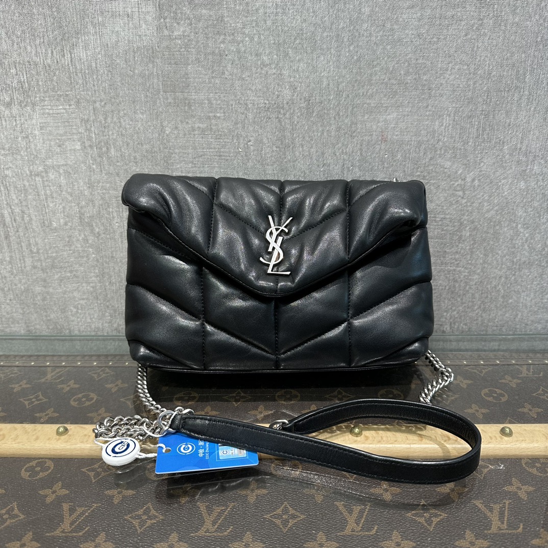 95新 YSL/圣罗兰 puffer 黑银小羊皮翻盖云朵单肩链条包 20256
