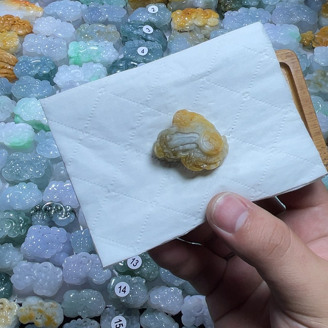 定制翡翠未镶嵌天然