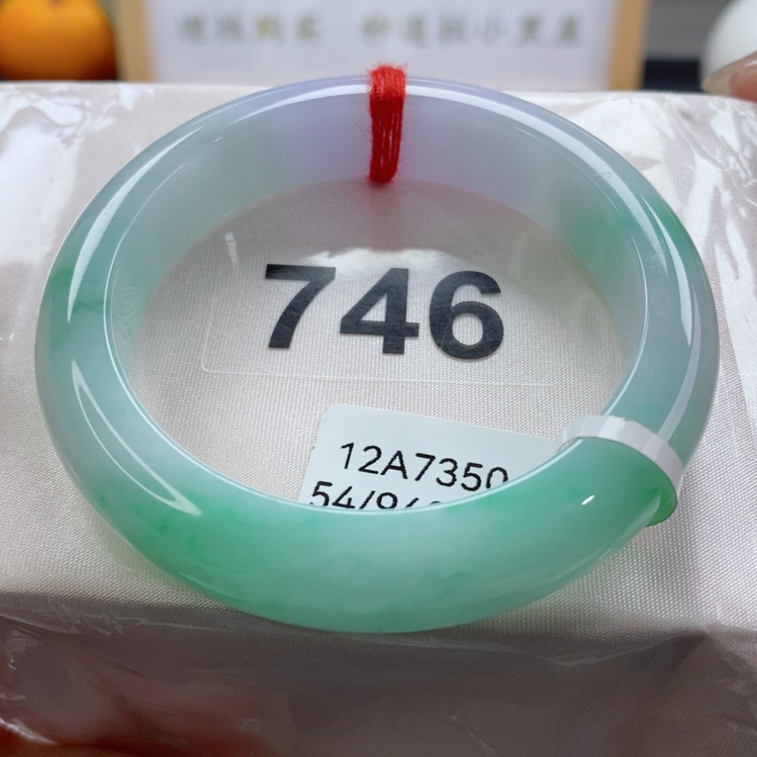 翡翠手镯未镶嵌天然A货翡翠手镯