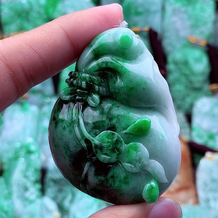 翡翠吊坠(不含链)未镶嵌